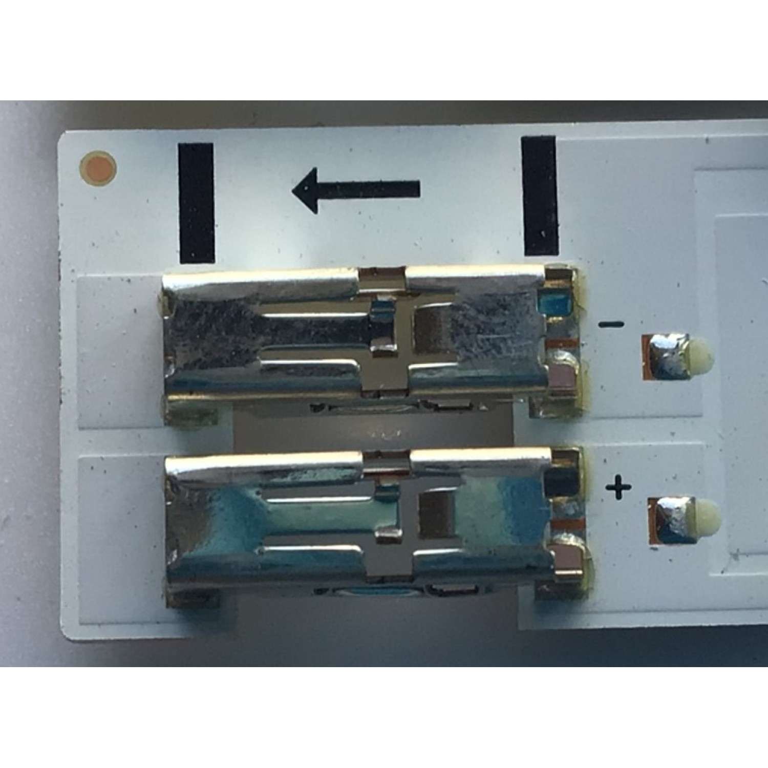 KIT DE LED'S PARA TV SAMSUNG (5 PIEZAS) / NUMERO DE PARTE 2012SVS37 / SAMSUNG 2012SVS37 3228 FHD 11 REV1.1 120423 / BN96-24191A / BN41-01908A / D1GE-370SC0-R0 / 37-3535LED-44EA / PANEL DE370BGA-C1 / MODELO UN37EH5000 / UN37EH5000FXZA AS01 - Imagen 3
